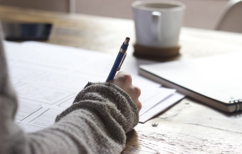 Read more about the article لعنة الكتابة