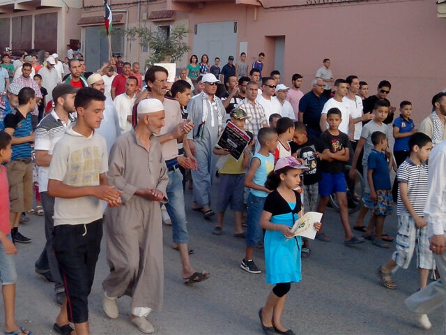 نظرة إلى أحفير المجتمع
